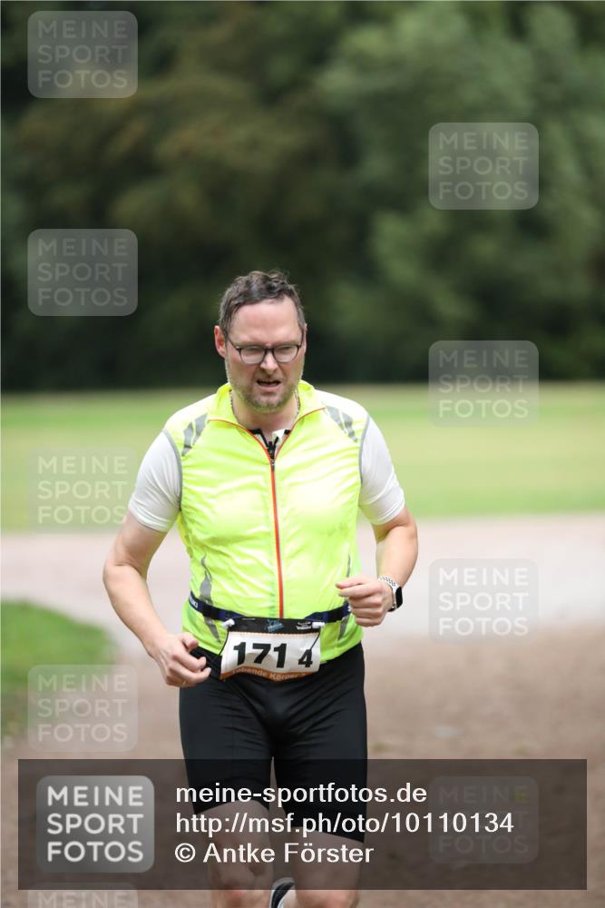 30.08.2026 - Elbe Triathlon Hamburg Antke Förster http://msf.ph/oto/10110134 30.08.2026 16:30:14 Laufen 171, 4 meine-sportfotos.de