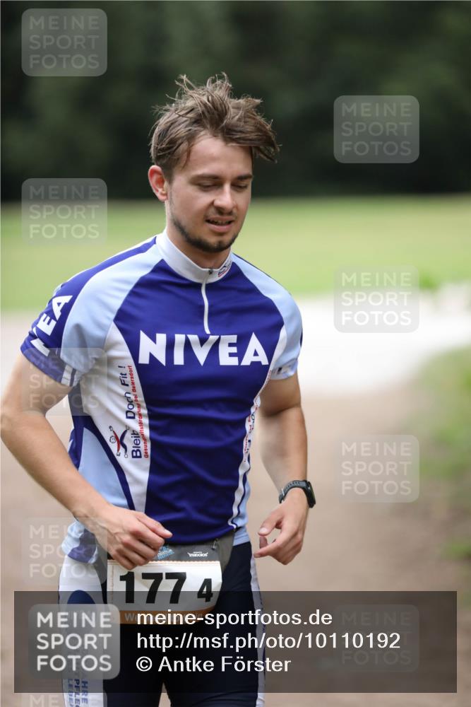 30.08.2026 - Elbe Triathlon Hamburg Antke Förster http://msf.ph/oto/10110192 30.08.2026 16:44:51 Laufen 177, 4, 100 meine-sportfotos.de