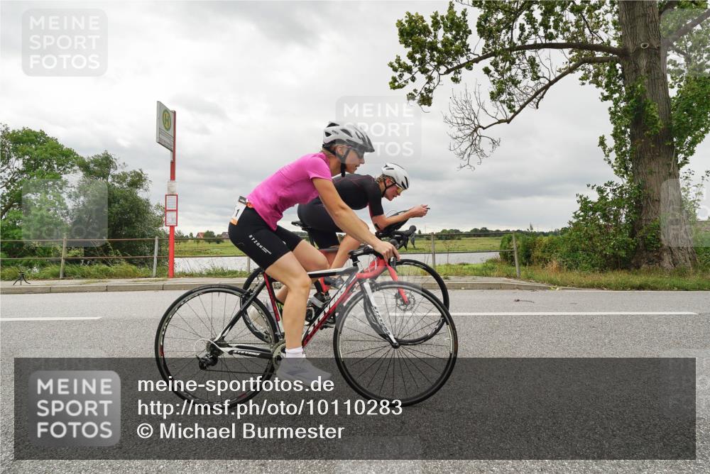 30.08.2026 - Elbe Triathlon Hamburg Michael Burmester http://msf.ph/oto/10110283 30.08.2026 14:13:03 Radfahren  meine-sportfotos.de