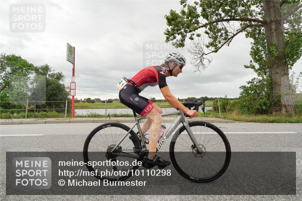 30.08.2026 - Elbe Triathlon Hamburg Michael Burmester http://msf.ph/oto/10110298 30.08.2026 14:14:04 Radfahren 41 meine-sportfotos.de
