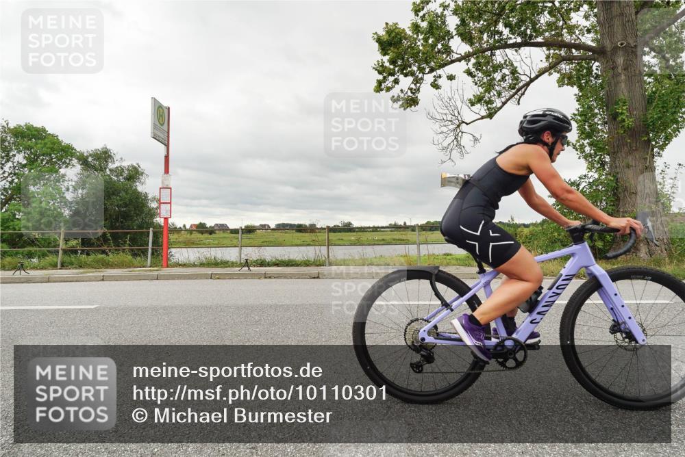 30.08.2026 - Elbe Triathlon Hamburg Michael Burmester http://msf.ph/oto/10110301 30.08.2026 14:14:08 Radfahren  meine-sportfotos.de