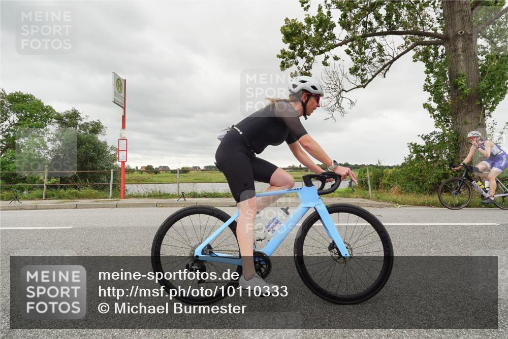 30.08.2026 - Elbe Triathlon Hamburg Michael Burmester http://msf.ph/oto/10110333 30.08.2026 14:16:08 Radfahren  meine-sportfotos.de