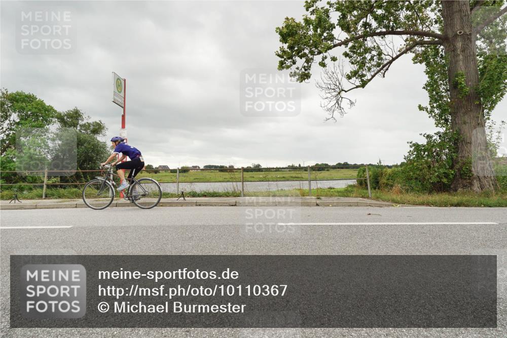 30.08.2026 - Elbe Triathlon Hamburg Michael Burmester http://msf.ph/oto/10110367 30.08.2026 14:18:15 Radfahren  meine-sportfotos.de