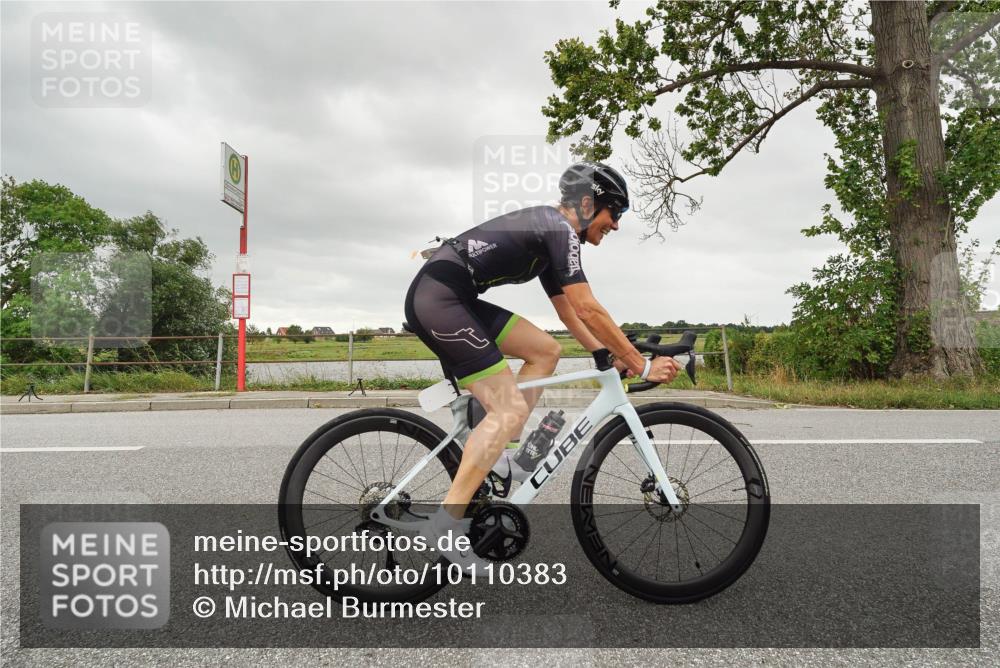 30.08.2026 - Elbe Triathlon Hamburg Michael Burmester http://msf.ph/oto/10110383 30.08.2026 14:19:14 Radfahren  meine-sportfotos.de
