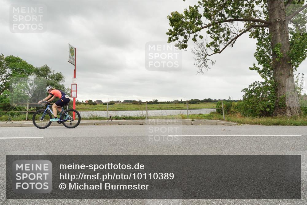 30.08.2026 - Elbe Triathlon Hamburg Michael Burmester http://msf.ph/oto/10110389 30.08.2026 14:19:35 Radfahren  meine-sportfotos.de