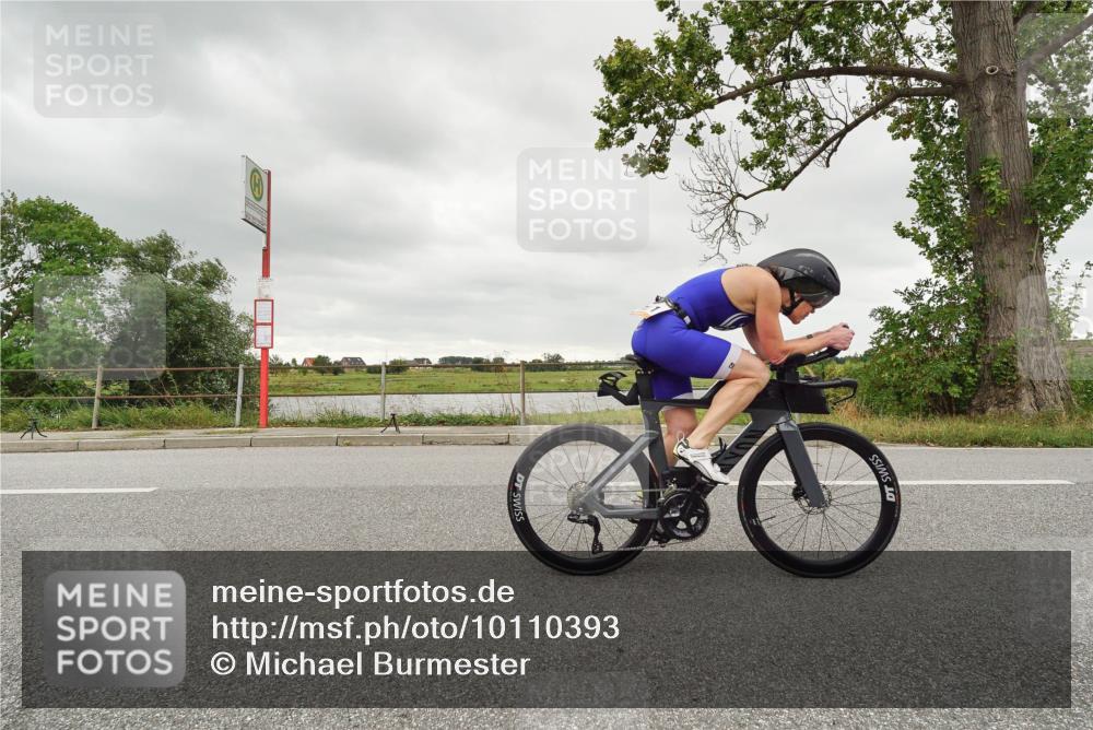 30.08.2026 - Elbe Triathlon Hamburg Michael Burmester http://msf.ph/oto/10110393 30.08.2026 14:19:41 Radfahren  meine-sportfotos.de