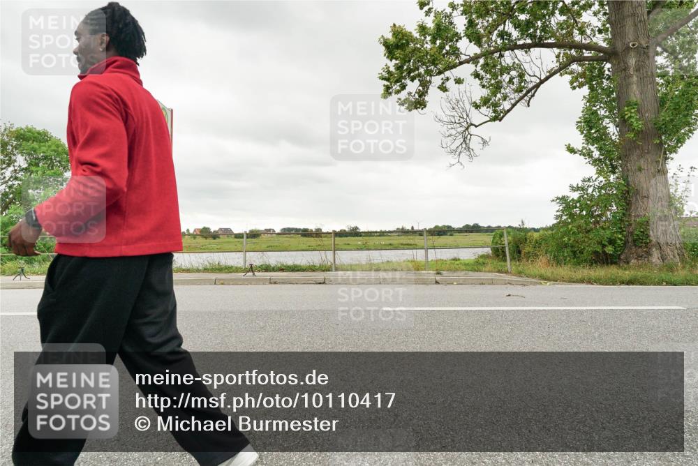 30.08.2026 - Elbe Triathlon Hamburg Michael Burmester http://msf.ph/oto/10110417 30.08.2026 14:21:10 Radfahren  meine-sportfotos.de