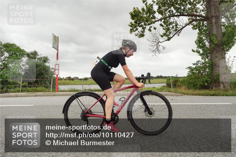30.08.2026 - Elbe Triathlon Hamburg Michael Burmester http://msf.ph/oto/10110427 30.08.2026 14:21:54 Radfahren  meine-sportfotos.de