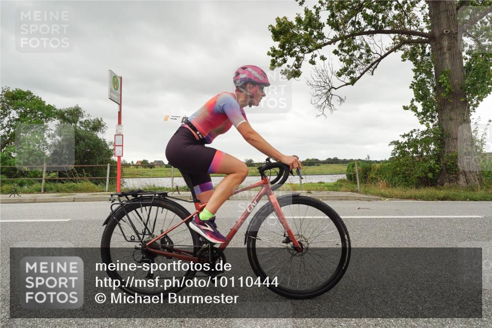 30.08.2026 - Elbe Triathlon Hamburg Michael Burmester http://msf.ph/oto/10110444 30.08.2026 14:23:52 Radfahren  meine-sportfotos.de