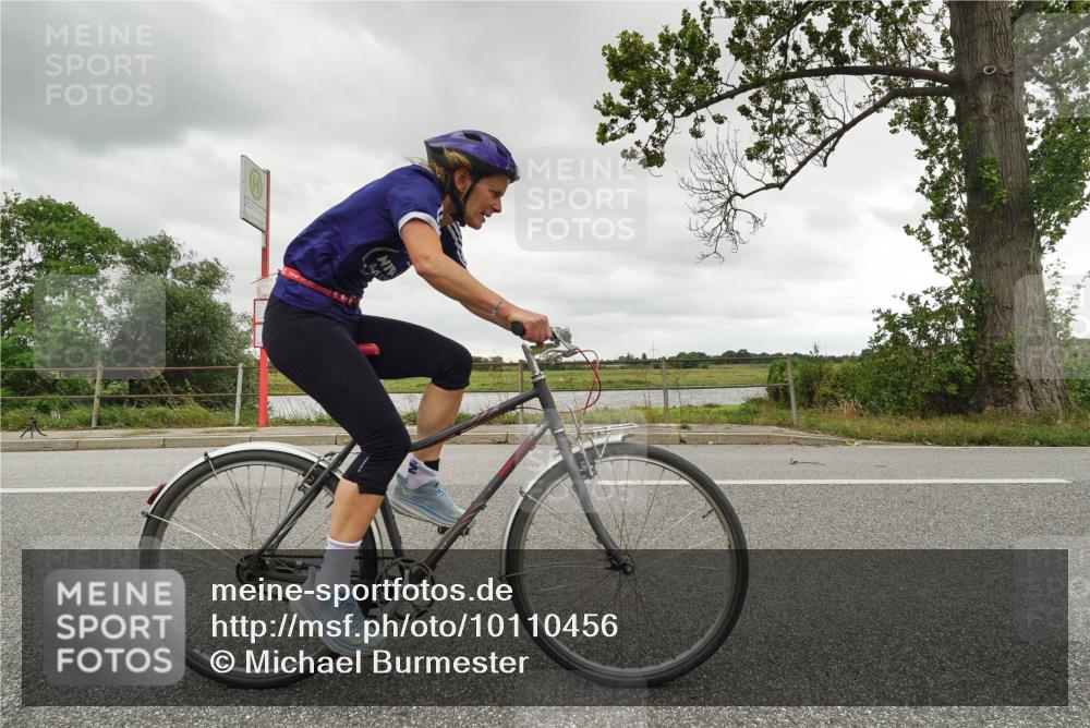 30.08.2026 - Elbe Triathlon Hamburg Michael Burmester http://msf.ph/oto/10110456 30.08.2026 14:25:42 Radfahren  meine-sportfotos.de