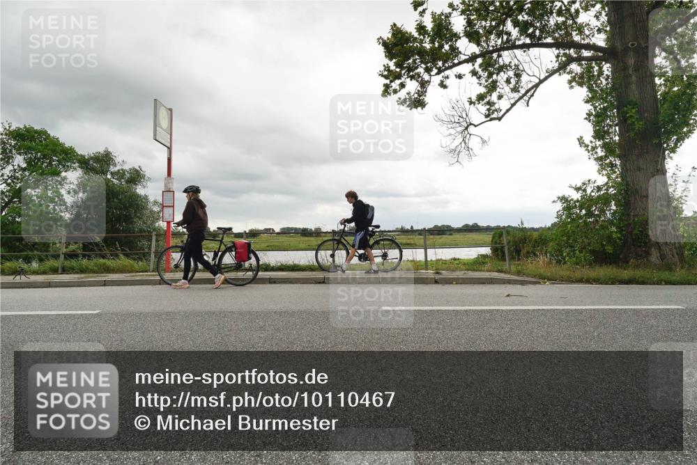 30.08.2026 - Elbe Triathlon Hamburg Michael Burmester http://msf.ph/oto/10110467 30.08.2026 14:29:14 Radfahren  meine-sportfotos.de