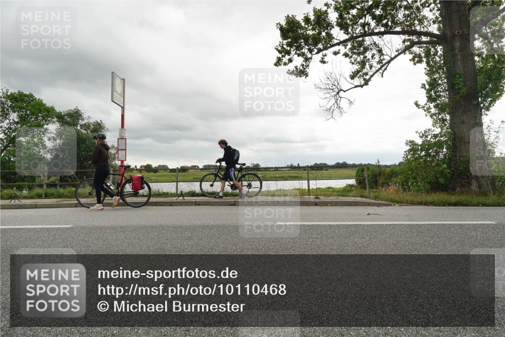 30.08.2026 - Elbe Triathlon Hamburg Michael Burmester http://msf.ph/oto/10110468 30.08.2026 14:29:14 Radfahren  meine-sportfotos.de