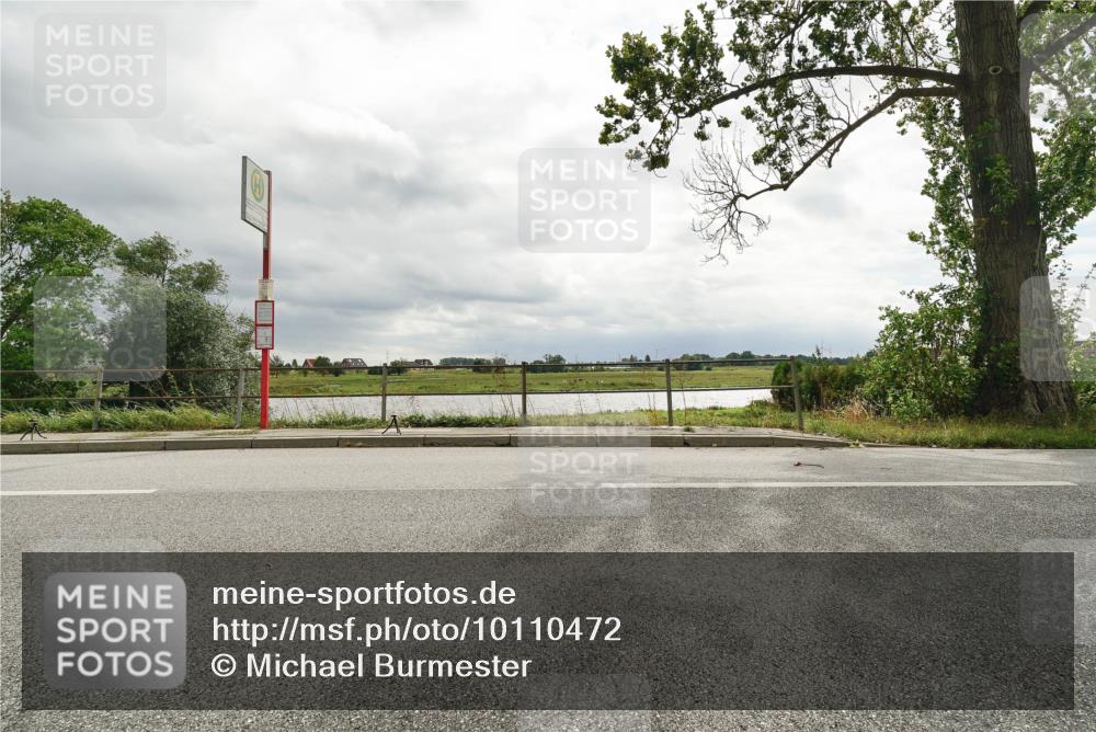 30.08.2026 - Elbe Triathlon Hamburg Michael Burmester http://msf.ph/oto/10110472 30.08.2026 14:31:29 Radfahren  meine-sportfotos.de