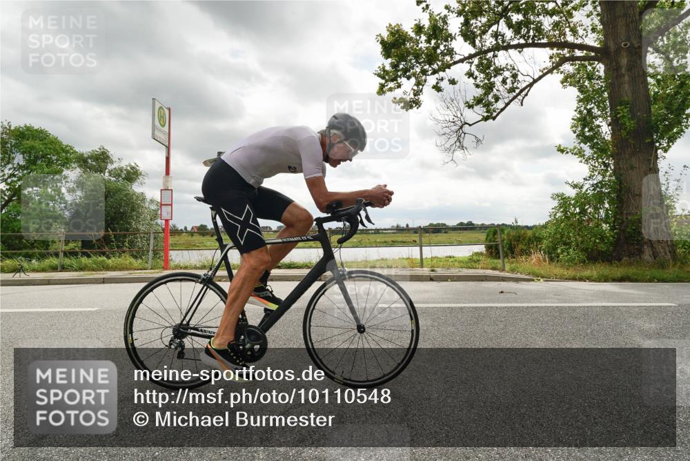 30.08.2026 - Elbe Triathlon Hamburg Michael Burmester http://msf.ph/oto/10110548 30.08.2026 14:47:30 Radfahren  meine-sportfotos.de