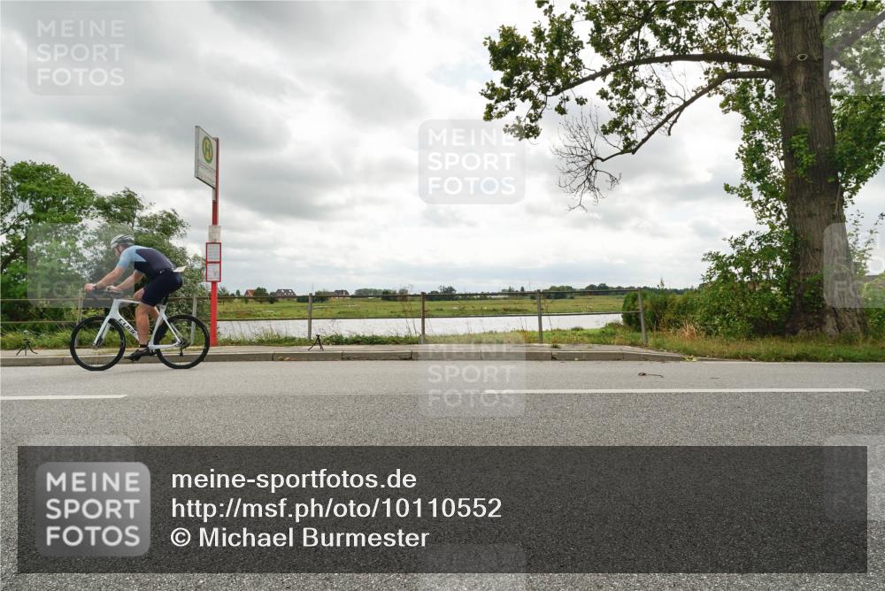 30.08.2026 - Elbe Triathlon Hamburg Michael Burmester http://msf.ph/oto/10110552 30.08.2026 14:47:40 Radfahren  meine-sportfotos.de