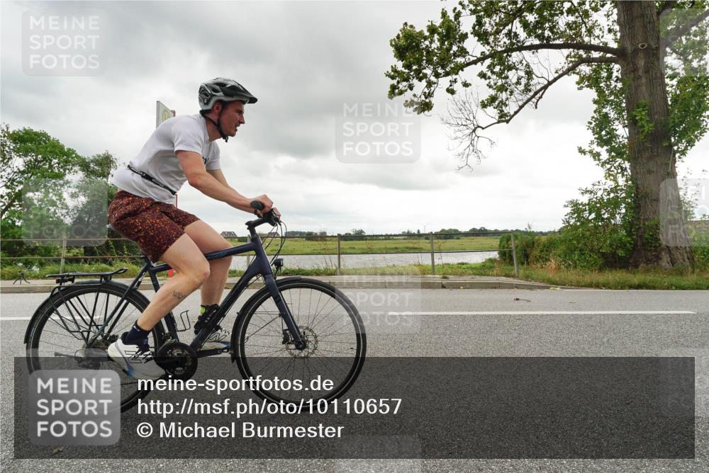 30.08.2026 - Elbe Triathlon Hamburg Michael Burmester http://msf.ph/oto/10110657 30.08.2026 14:56:01 Radfahren  meine-sportfotos.de