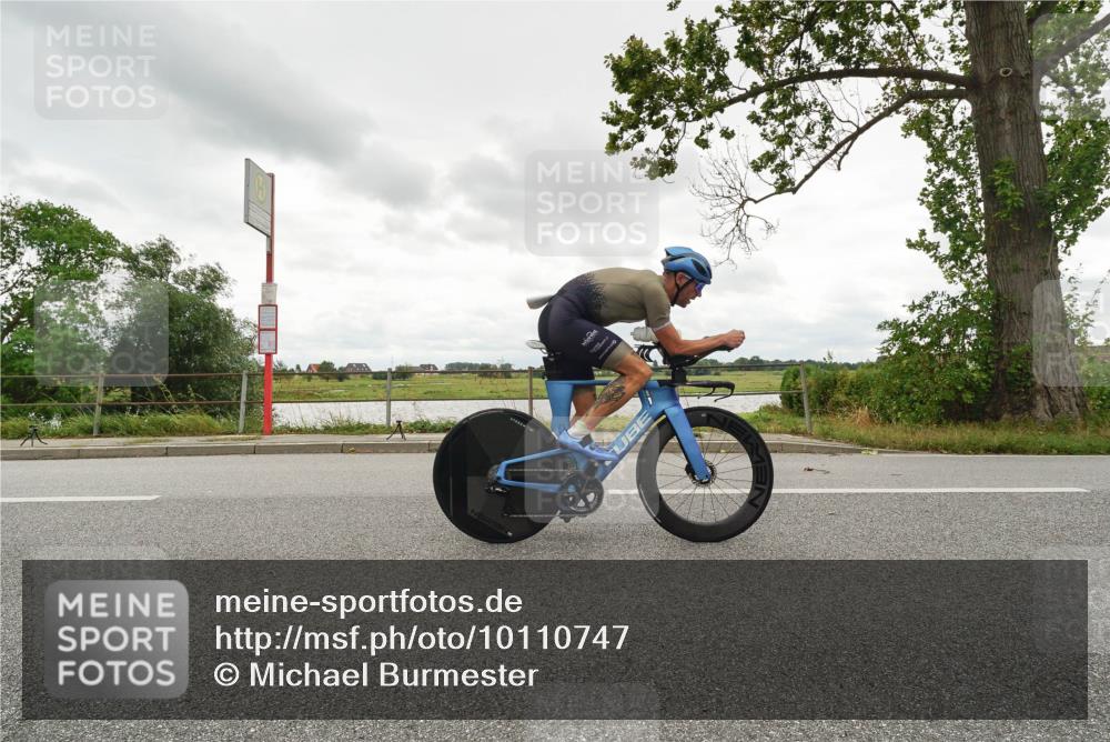 30.08.2026 - Elbe Triathlon Hamburg Michael Burmester http://msf.ph/oto/10110747 30.08.2026 15:05:15 Radfahren  meine-sportfotos.de