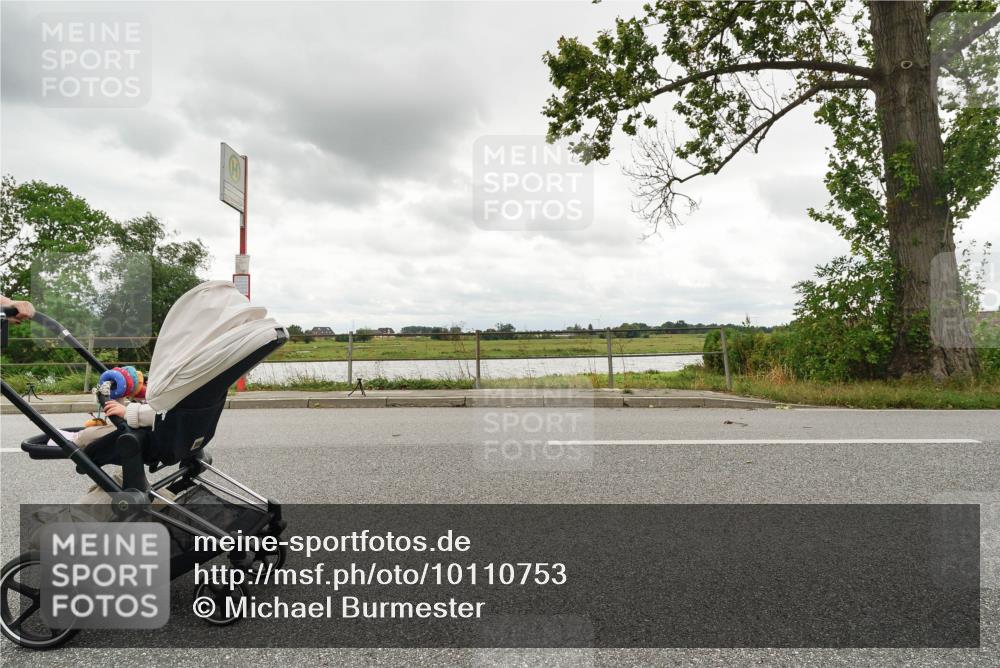 30.08.2026 - Elbe Triathlon Hamburg Michael Burmester http://msf.ph/oto/10110753 30.08.2026 15:06:15 Radfahren  meine-sportfotos.de