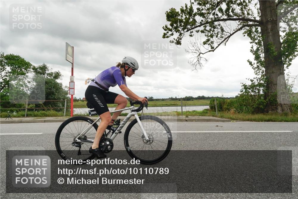 30.08.2026 - Elbe Triathlon Hamburg Michael Burmester http://msf.ph/oto/10110789 30.08.2026 15:17:00 Radfahren  meine-sportfotos.de