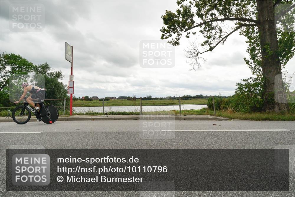 30.08.2026 - Elbe Triathlon Hamburg Michael Burmester http://msf.ph/oto/10110796 30.08.2026 15:19:24 Radfahren  meine-sportfotos.de
