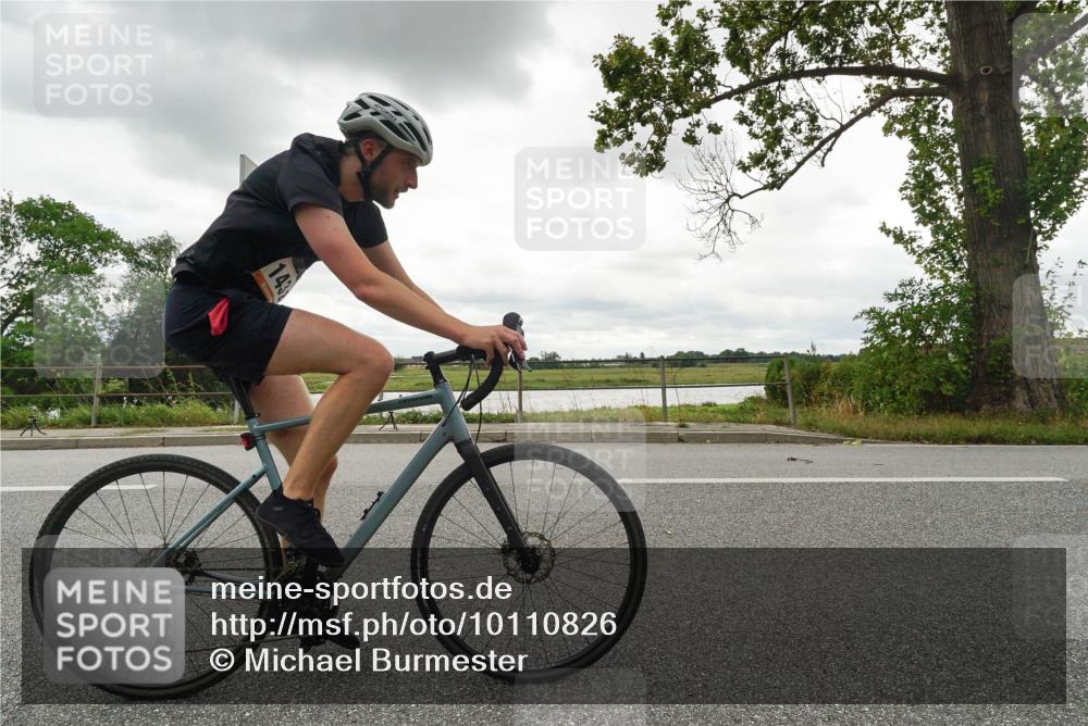 30.08.2026 - Elbe Triathlon Hamburg Michael Burmester http://msf.ph/oto/10110826 30.08.2026 15:23:40 Radfahren 143 meine-sportfotos.de