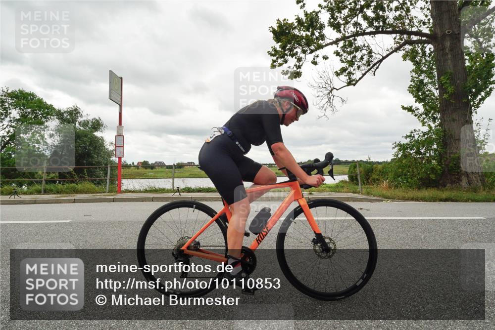 30.08.2026 - Elbe Triathlon Hamburg Michael Burmester http://msf.ph/oto/10110853 30.08.2026 15:27:13 Radfahren  meine-sportfotos.de
