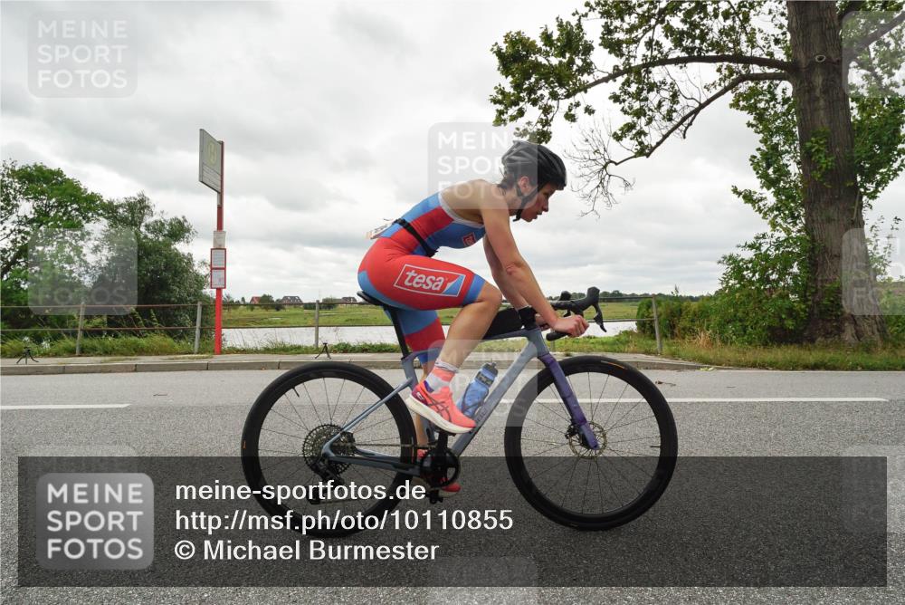 30.08.2026 - Elbe Triathlon Hamburg Michael Burmester http://msf.ph/oto/10110855 30.08.2026 15:27:16 Radfahren  meine-sportfotos.de