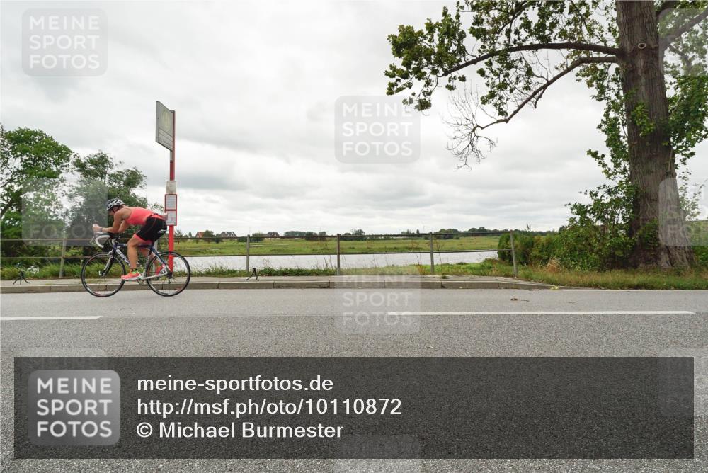 30.08.2026 - Elbe Triathlon Hamburg Michael Burmester http://msf.ph/oto/10110872 30.08.2026 15:28:49 Radfahren  meine-sportfotos.de