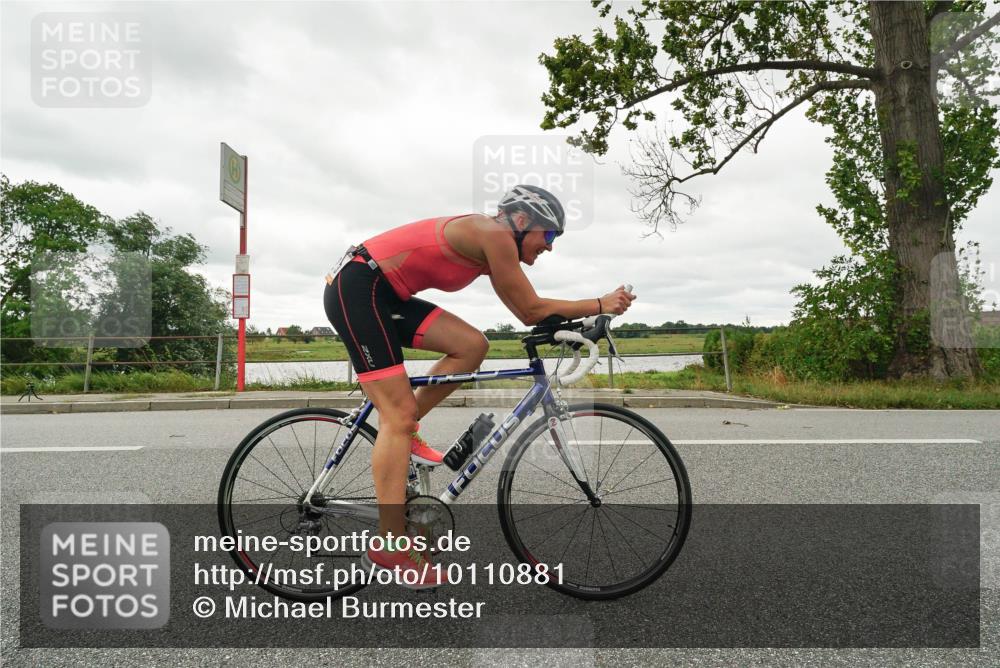 30.08.2026 - Elbe Triathlon Hamburg Michael Burmester http://msf.ph/oto/10110881 30.08.2026 15:30:12 Radfahren  meine-sportfotos.de