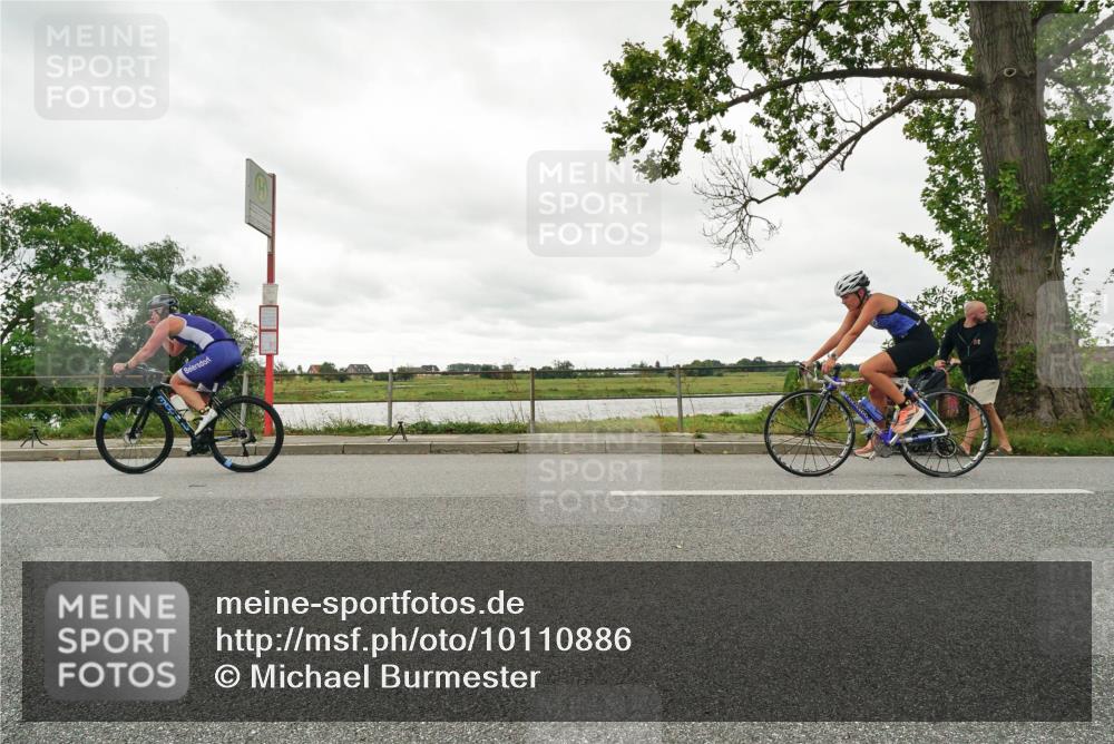 30.08.2026 - Elbe Triathlon Hamburg Michael Burmester http://msf.ph/oto/10110886 30.08.2026 15:30:31 Radfahren  meine-sportfotos.de