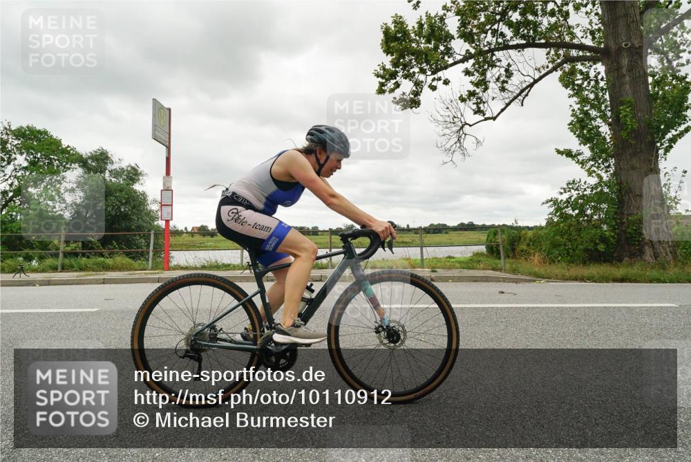 30.08.2026 - Elbe Triathlon Hamburg Michael Burmester http://msf.ph/oto/10110912 30.08.2026 15:32:29 Radfahren  meine-sportfotos.de