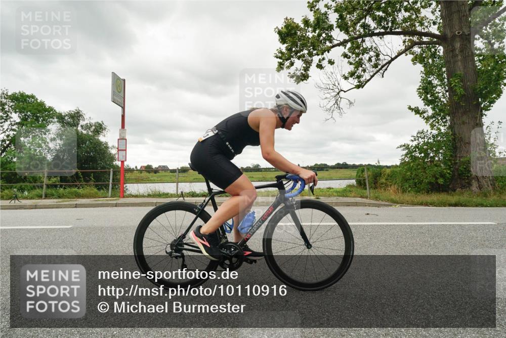 30.08.2026 - Elbe Triathlon Hamburg Michael Burmester http://msf.ph/oto/10110916 30.08.2026 15:32:58 Radfahren  meine-sportfotos.de
