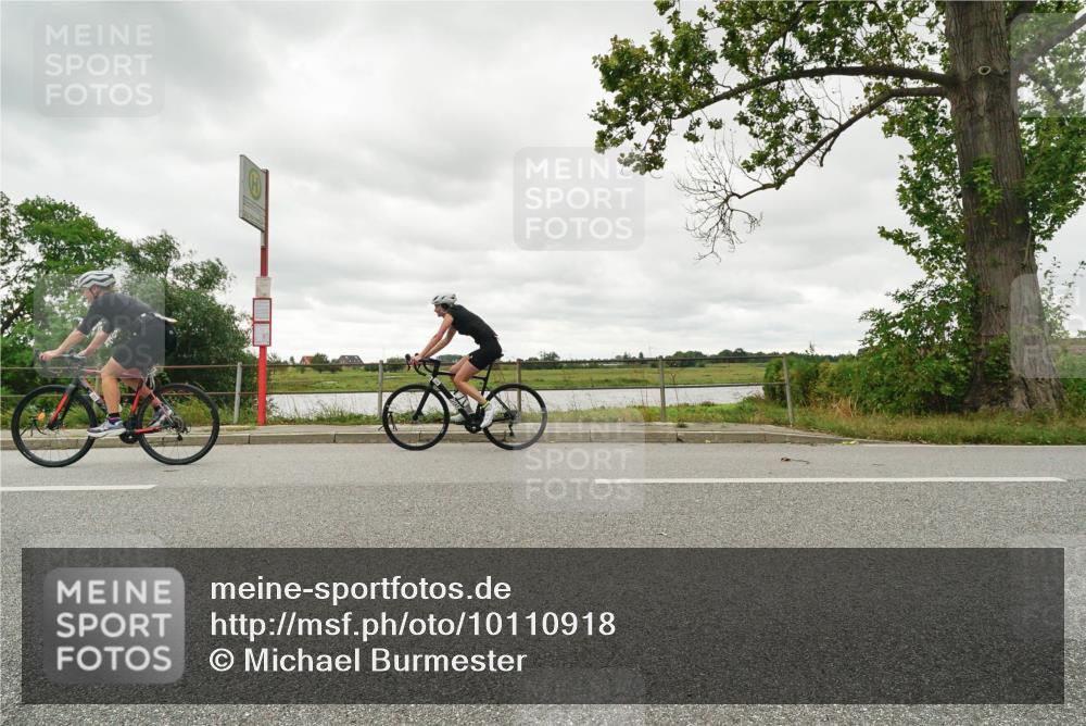 30.08.2026 - Elbe Triathlon Hamburg Michael Burmester http://msf.ph/oto/10110918 30.08.2026 15:33:03 Radfahren  meine-sportfotos.de