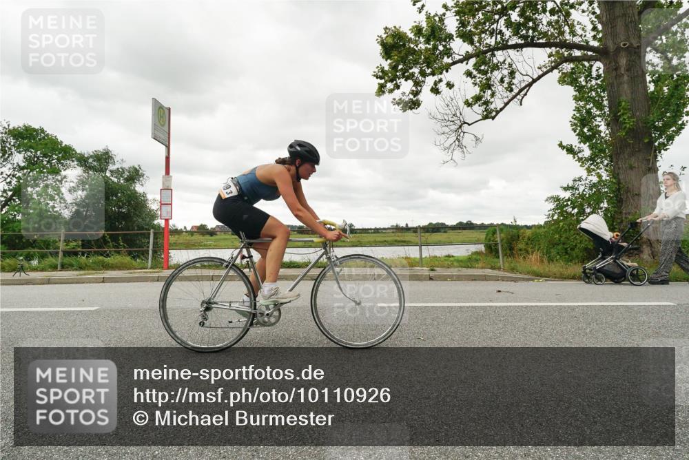 30.08.2026 - Elbe Triathlon Hamburg Michael Burmester http://msf.ph/oto/10110926 30.08.2026 15:33:50 Radfahren 3 meine-sportfotos.de