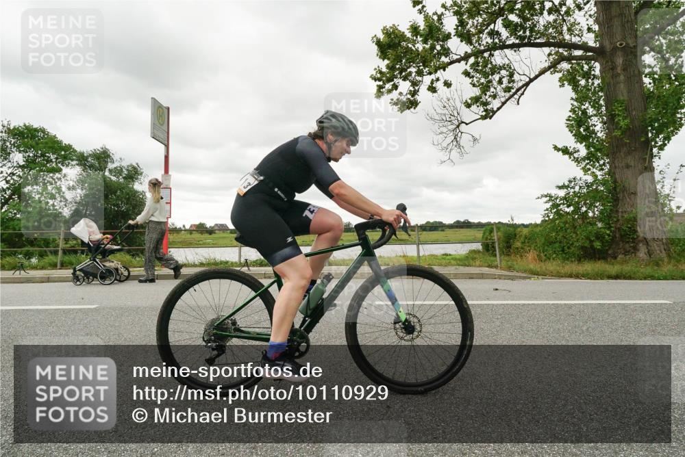 30.08.2026 - Elbe Triathlon Hamburg Michael Burmester http://msf.ph/oto/10110929 30.08.2026 15:33:57 Radfahren 3 meine-sportfotos.de