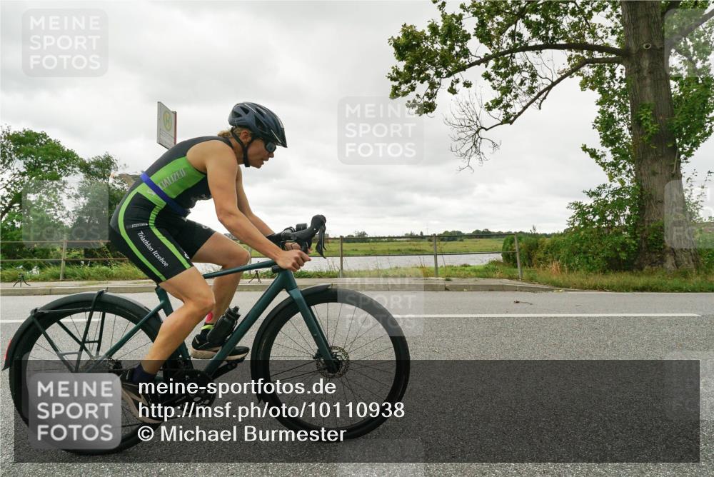 30.08.2026 - Elbe Triathlon Hamburg Michael Burmester http://msf.ph/oto/10110938 30.08.2026 15:34:48 Radfahren  meine-sportfotos.de