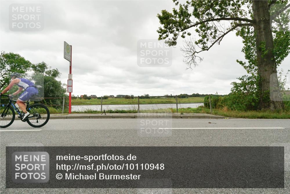30.08.2026 - Elbe Triathlon Hamburg Michael Burmester http://msf.ph/oto/10110948 30.08.2026 15:35:28 Radfahren  meine-sportfotos.de