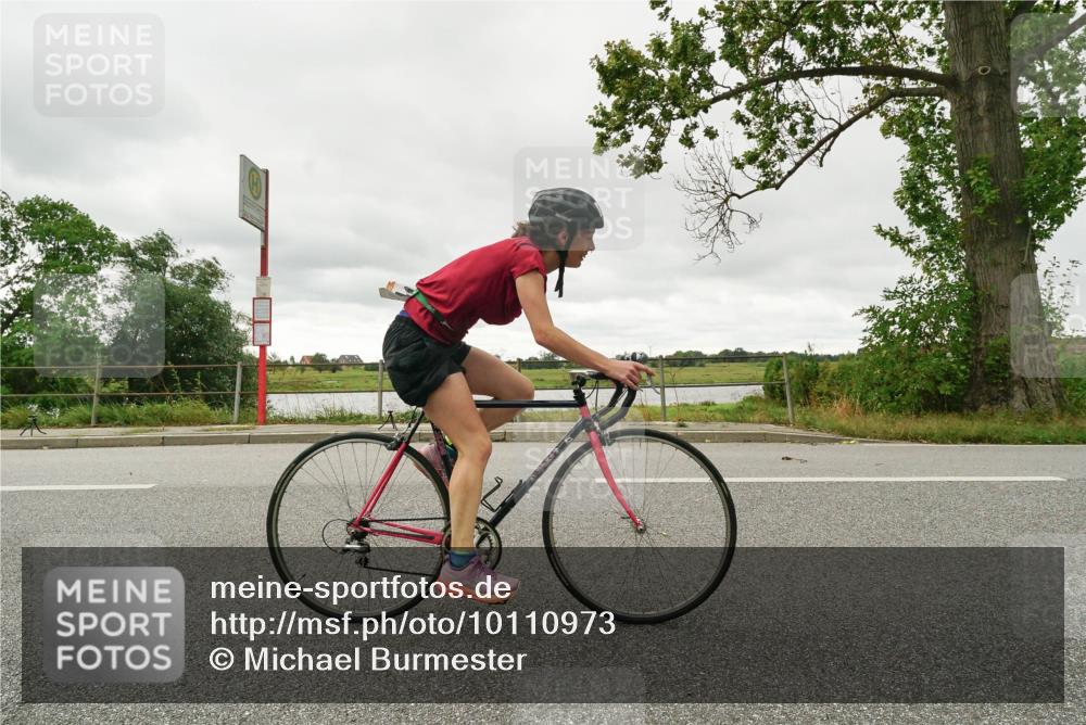 30.08.2026 - Elbe Triathlon Hamburg Michael Burmester http://msf.ph/oto/10110973 30.08.2026 15:38:15 Radfahren  meine-sportfotos.de