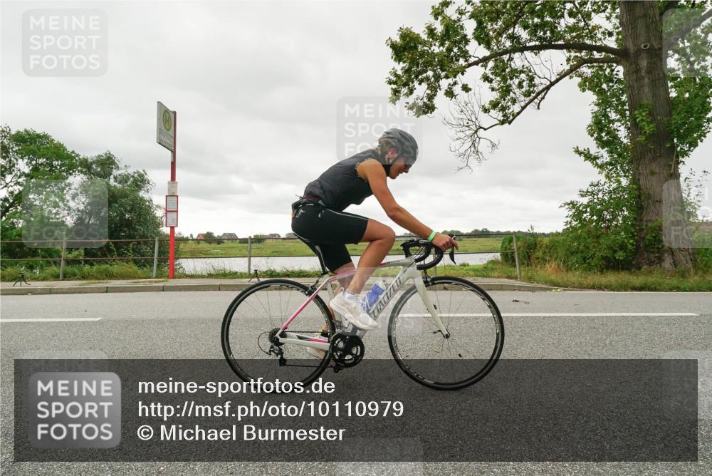 30.08.2026 - Elbe Triathlon Hamburg Michael Burmester http://msf.ph/oto/10110979 30.08.2026 15:39:04 Radfahren  meine-sportfotos.de