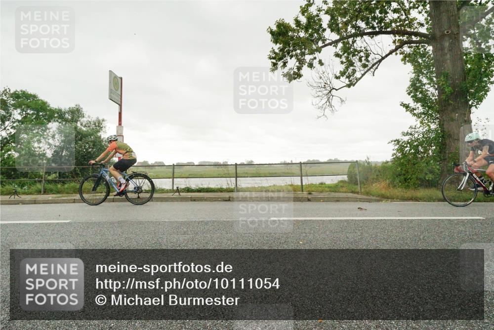 30.08.2026 - Elbe Triathlon Hamburg Michael Burmester http://msf.ph/oto/10111054 30.08.2026 15:44:20 Radfahren  meine-sportfotos.de