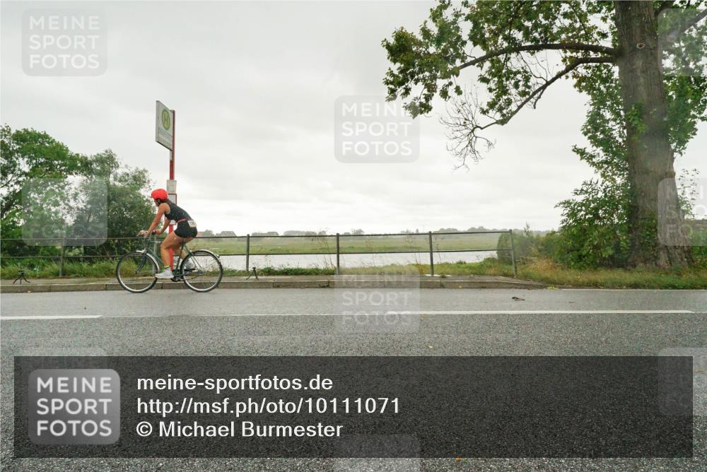30.08.2026 - Elbe Triathlon Hamburg Michael Burmester http://msf.ph/oto/10111071 30.08.2026 15:45:19 Radfahren  meine-sportfotos.de