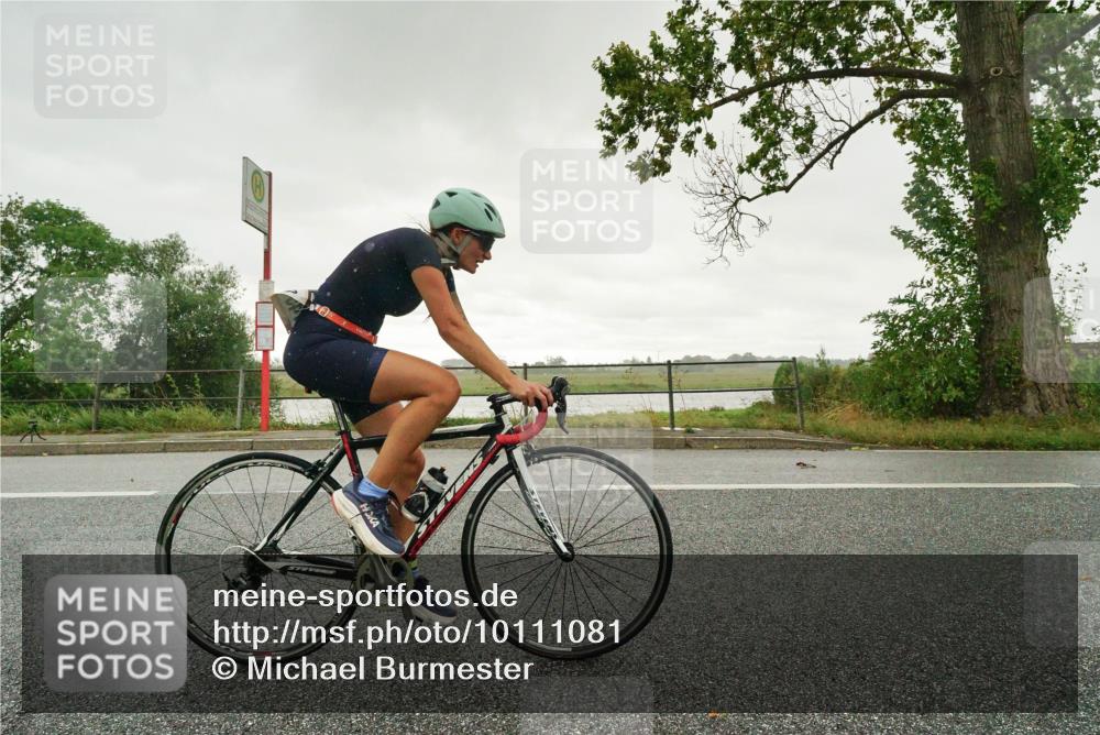 30.08.2026 - Elbe Triathlon Hamburg Michael Burmester http://msf.ph/oto/10111081 30.08.2026 15:45:51 Radfahren  meine-sportfotos.de