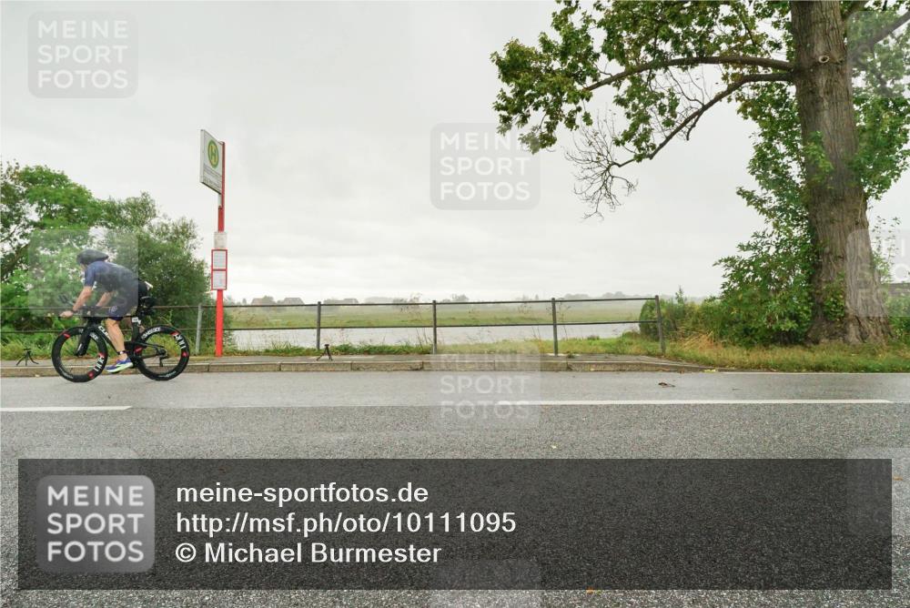 30.08.2026 - Elbe Triathlon Hamburg Michael Burmester http://msf.ph/oto/10111095 30.08.2026 15:47:35 Radfahren  meine-sportfotos.de