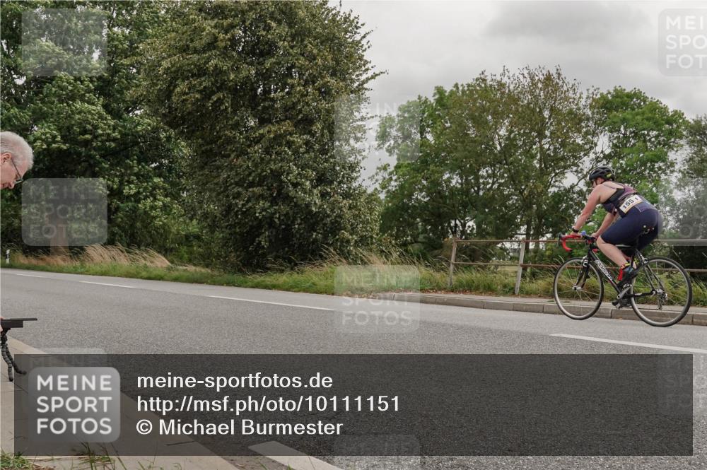 30.08.2026 - Elbe Triathlon Hamburg Michael Burmester http://msf.ph/oto/10111151 30.08.2026 14:10:46 Radfahren 1551 meine-sportfotos.de