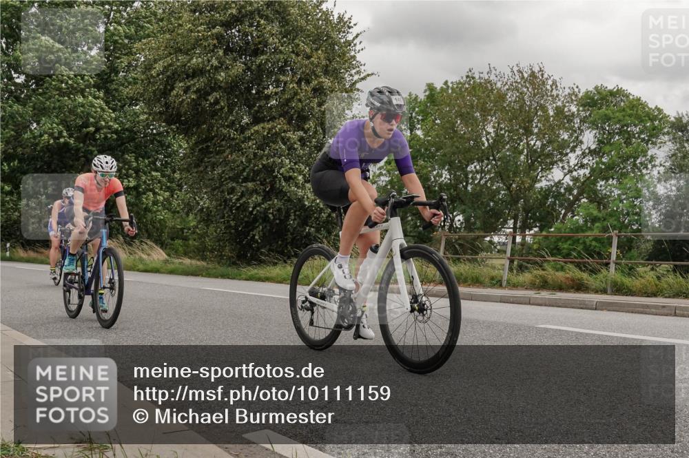 30.08.2026 - Elbe Triathlon Hamburg Michael Burmester http://msf.ph/oto/10111159 30.08.2026 14:11:12 Radfahren 132, 149, 165 meine-sportfotos.de