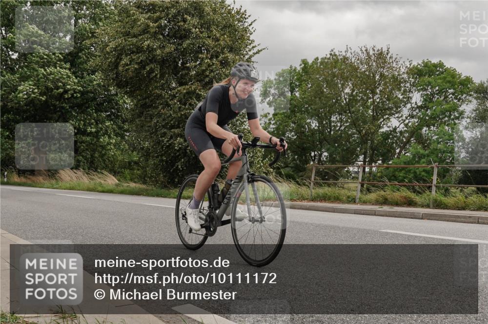 30.08.2026 - Elbe Triathlon Hamburg Michael Burmester http://msf.ph/oto/10111172 30.08.2026 14:11:57 Radfahren 157 meine-sportfotos.de