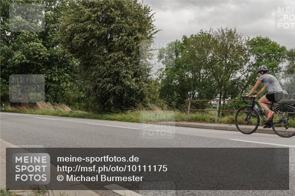 30.08.2026 - Elbe Triathlon Hamburg Michael Burmester http://msf.ph/oto/10111175 30.08.2026 14:12:12 Radfahren 155 meine-sportfotos.de