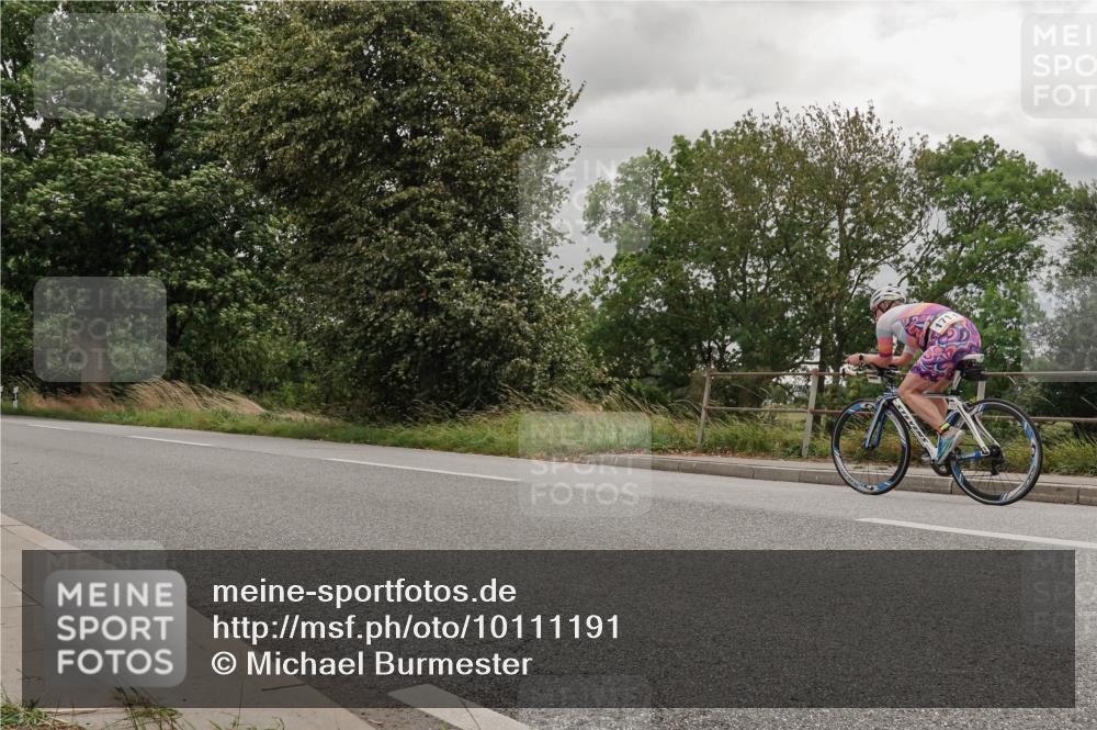 30.08.2026 - Elbe Triathlon Hamburg Michael Burmester http://msf.ph/oto/10111191 30.08.2026 14:13:09 Radfahren  meine-sportfotos.de