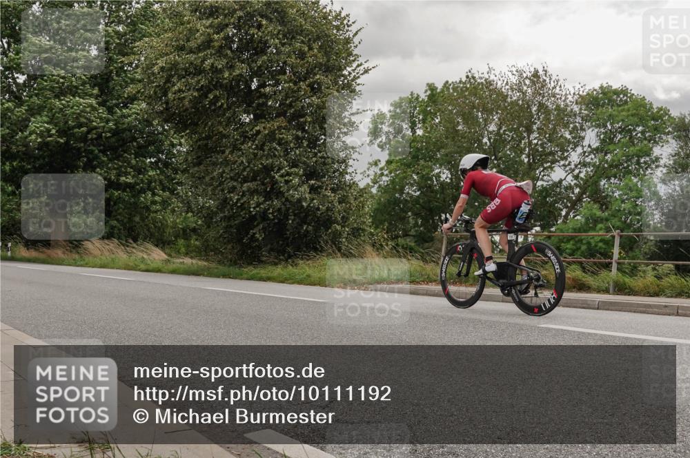 30.08.2026 - Elbe Triathlon Hamburg Michael Burmester http://msf.ph/oto/10111192 30.08.2026 14:13:16 Radfahren 9 meine-sportfotos.de