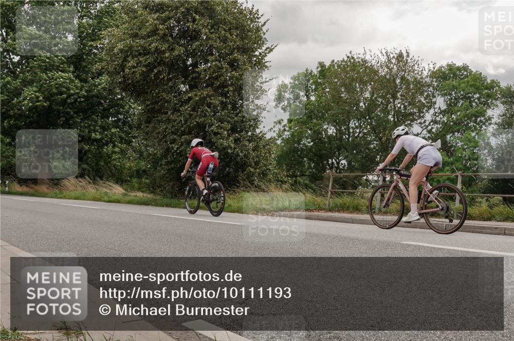 30.08.2026 - Elbe Triathlon Hamburg Michael Burmester http://msf.ph/oto/10111193 30.08.2026 14:13:16 Radfahren  meine-sportfotos.de